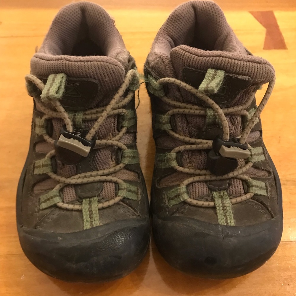 Keen little kids hiking shoes - Picture 2 of 6